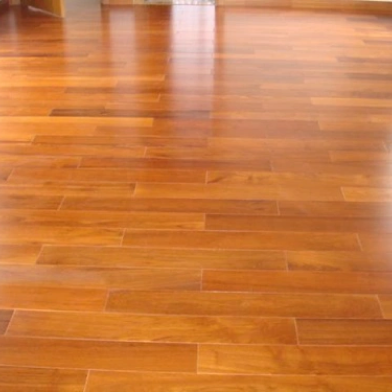 Sơn gỗ gốc nước